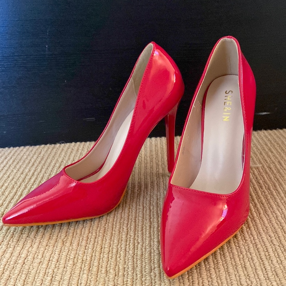 Red shoes - size 7 - never worn